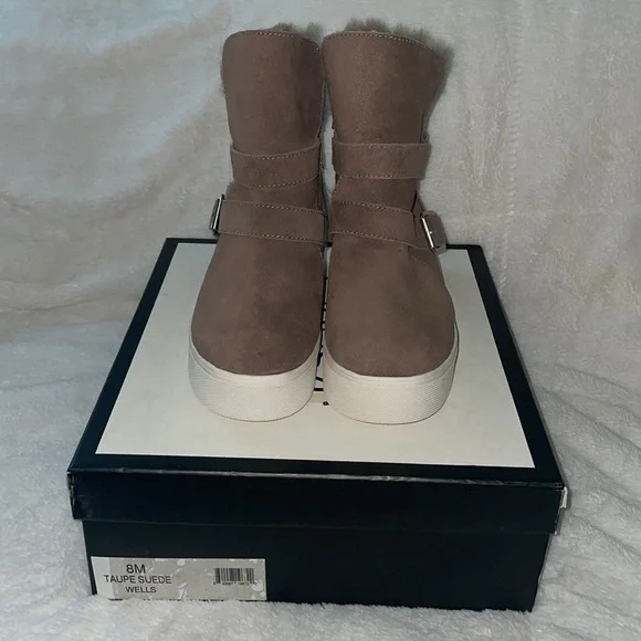 NWT J/SLIDES WELLS Taupe Suede Hidden Wedge Faux Fur Platform - Picture 9 of 16